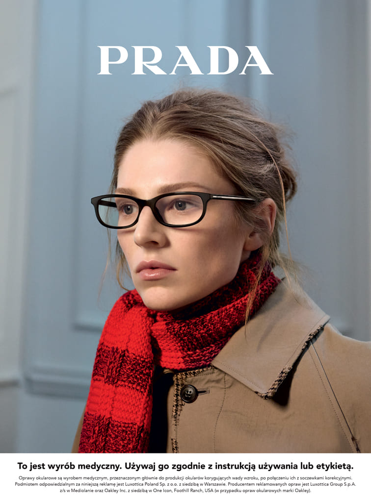 Odkryj kolekcję oprawek korekcyjnych Prada AW 2026/27