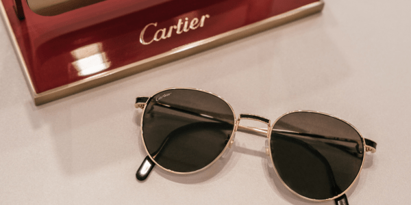 Okulary przeciwsłoneczne oraz oprawy korekcyjne Cartier | Optique Exclusive