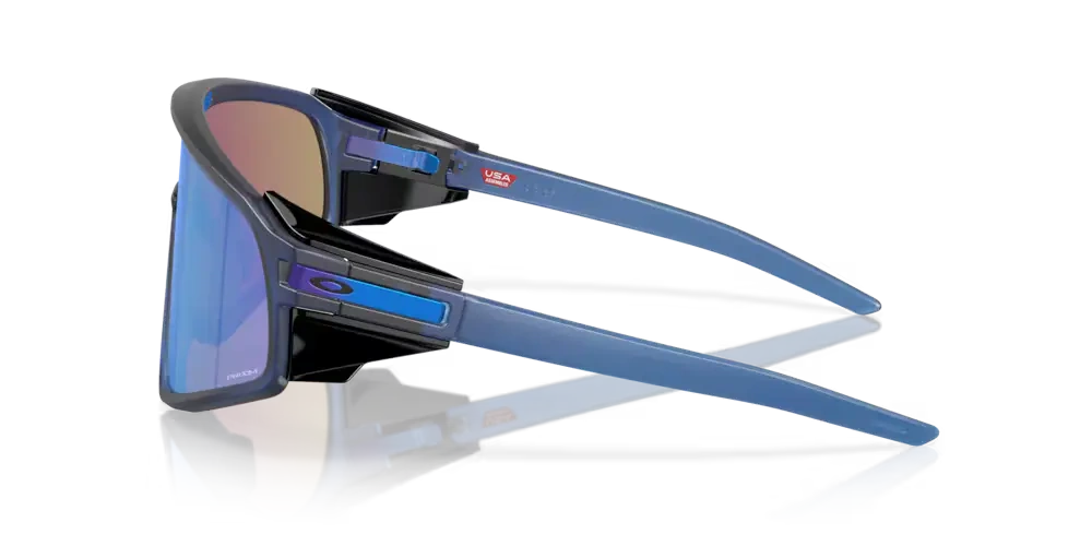 Oakley Okulary przeciwsłoneczne LATCH PANEL Matte Transparent Navy / Prizm Sapphire OO9404-06