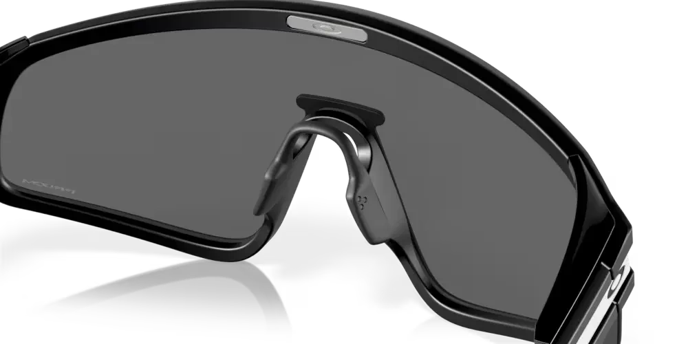Oakley Sunglasses LATCH PANEL Matte Black / Prizm Black OO9404-01