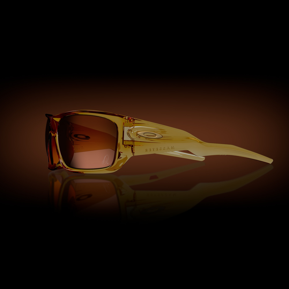Oakley Okulary przeciwsłoneczne Alexia Putellas MASSETER Translucent light curry / Prizm brown gradient OO9486-08