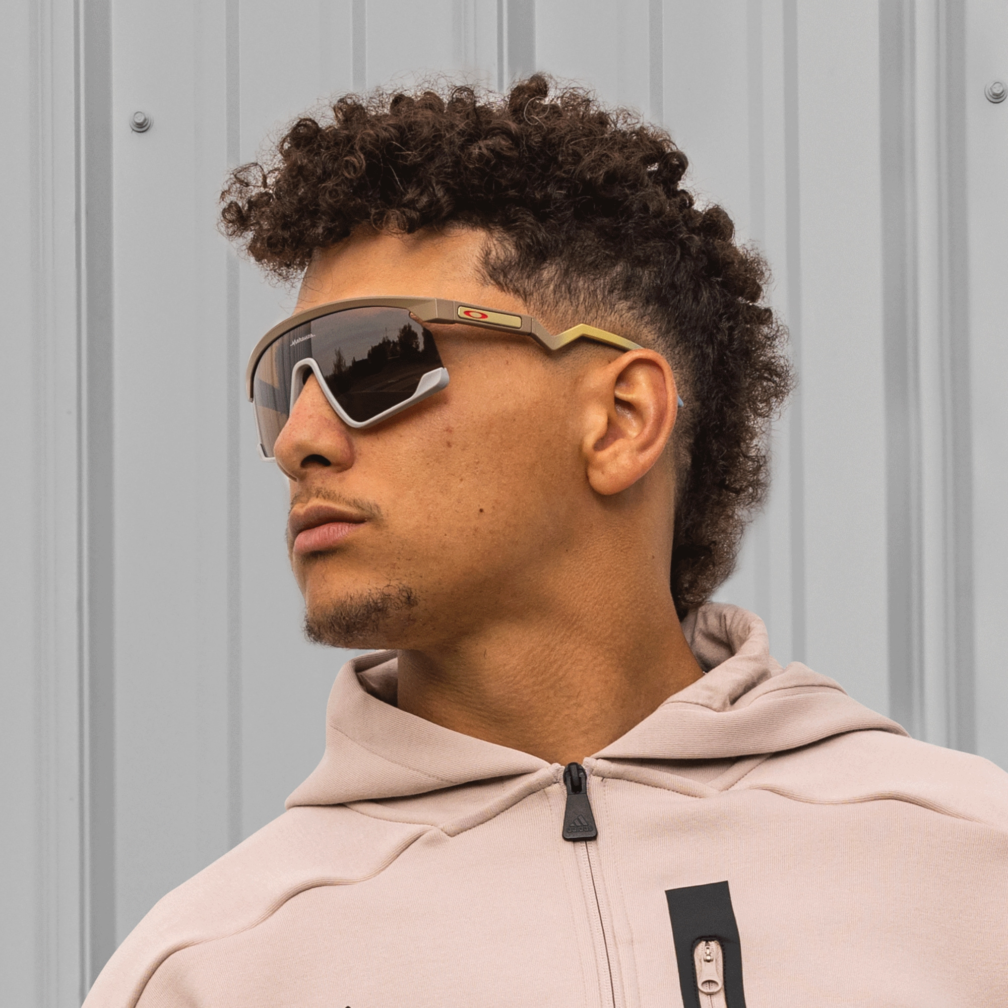 Oakley Okulary przeciwsłoneczne BXTR Patrick Mahomes II Collection Matte Terrain Tan/Prizm Tungsten OO9280-08