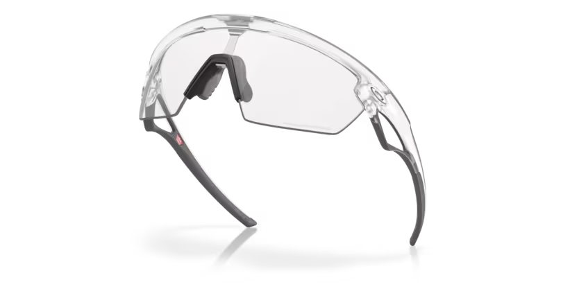 Oakley Okulary przeciwsłoneczne SPHAERA Matte Clear / Clear to Black Iridium Photochromic OO9403-07