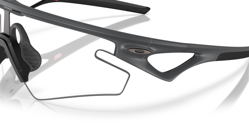 Oakley Okulary przeciwsłoneczne SPHAERA SLASH Carbon / Clear to Black Photochromic OO9499-12