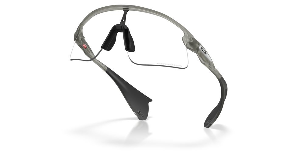 Oakley Okulary przeciwsłoneczne Stunt Devil Grey Ink / Clear To Black Iridium Photochromic OO9517-08