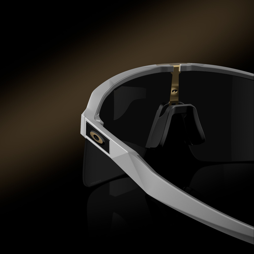 Oakley Okulary przeciwsłoneczne Players Collection SUTRO LITE S Matte white / Prizm black OO9496-13