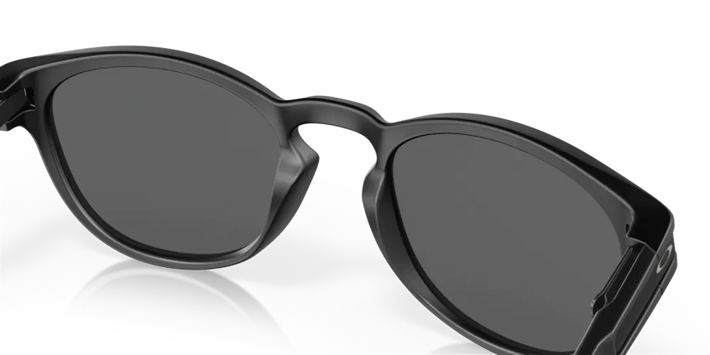 Oakley Sunglasses LATCH Matte Black / Prizm Black OO9265-27