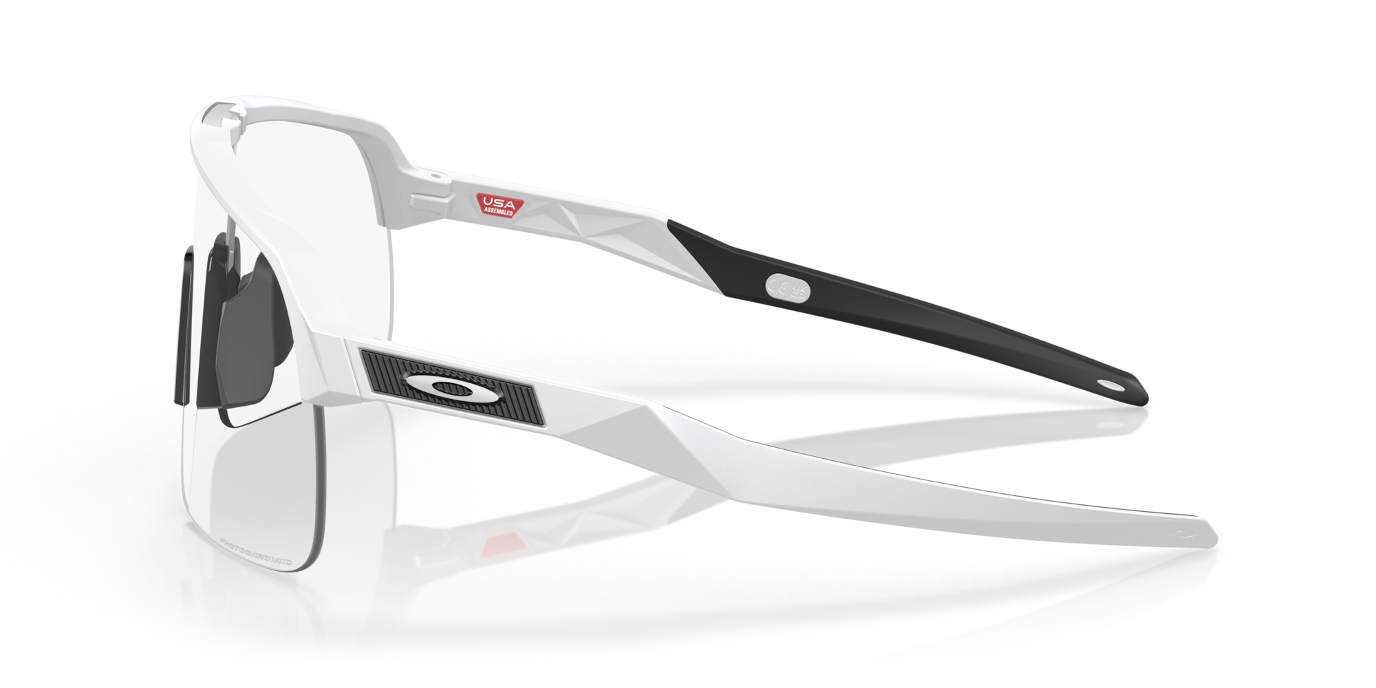 Oakley Okulary przeciwsłoneczne SUTRO LITE Matte White/Clear To Black Iridium Photochromic OO9463-46