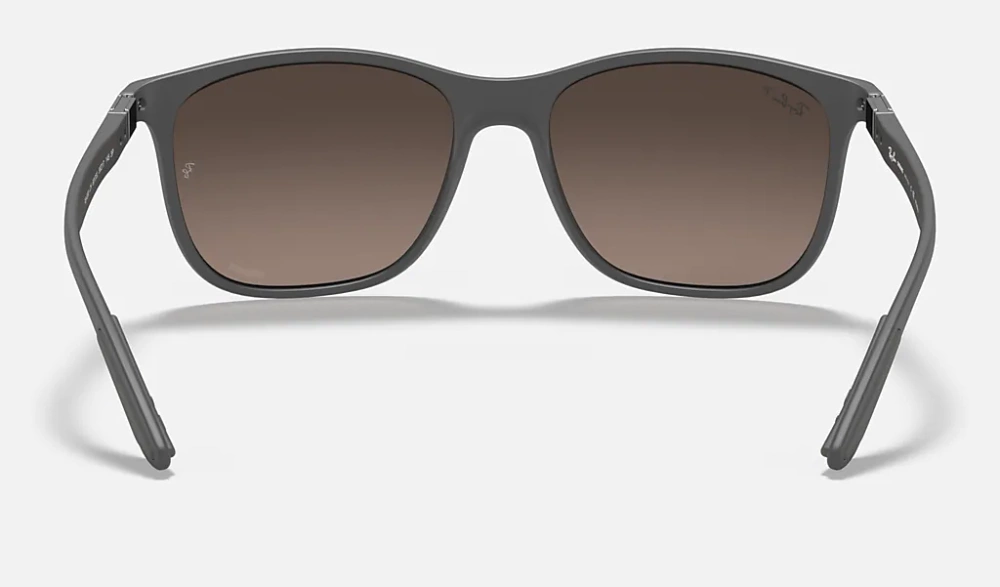 Ray-Ban Okulary przeciwsłoneczne RB4330CH-60175J