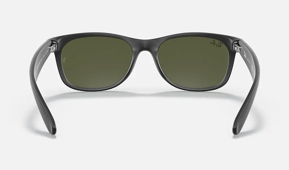 Ray-Ban Okulary przeciwsłoneczne NEW WAYFARER RB2132 - 622/30