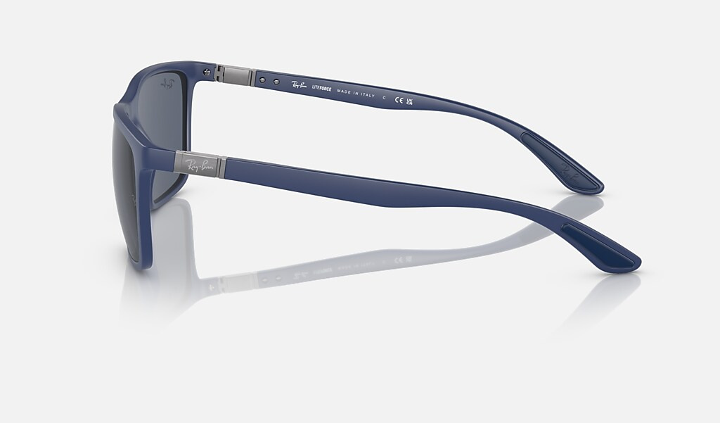 Ray-Ban Okulary przeciwsłoneczne RB4385-601587