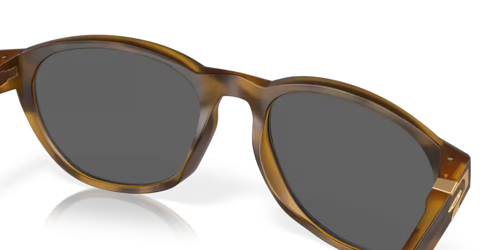 Oakley Okulary przeciwsłoneczne REEDMACE Matte Brown Tortoise / Prizm Black OO9126-11