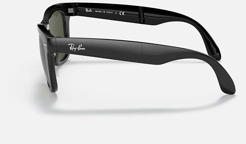 Ray-Ban Okulary przeciwsłoneczne WAYFARER FOLDING RB4105 - 601