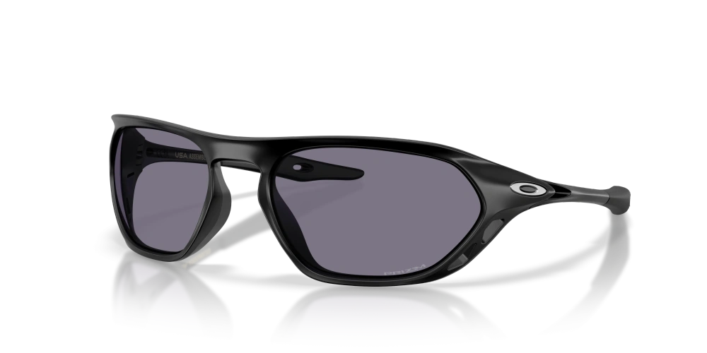 Oakley Sunglasses CAGE JACKET Matte Black/Prizm Grey OO9537-01