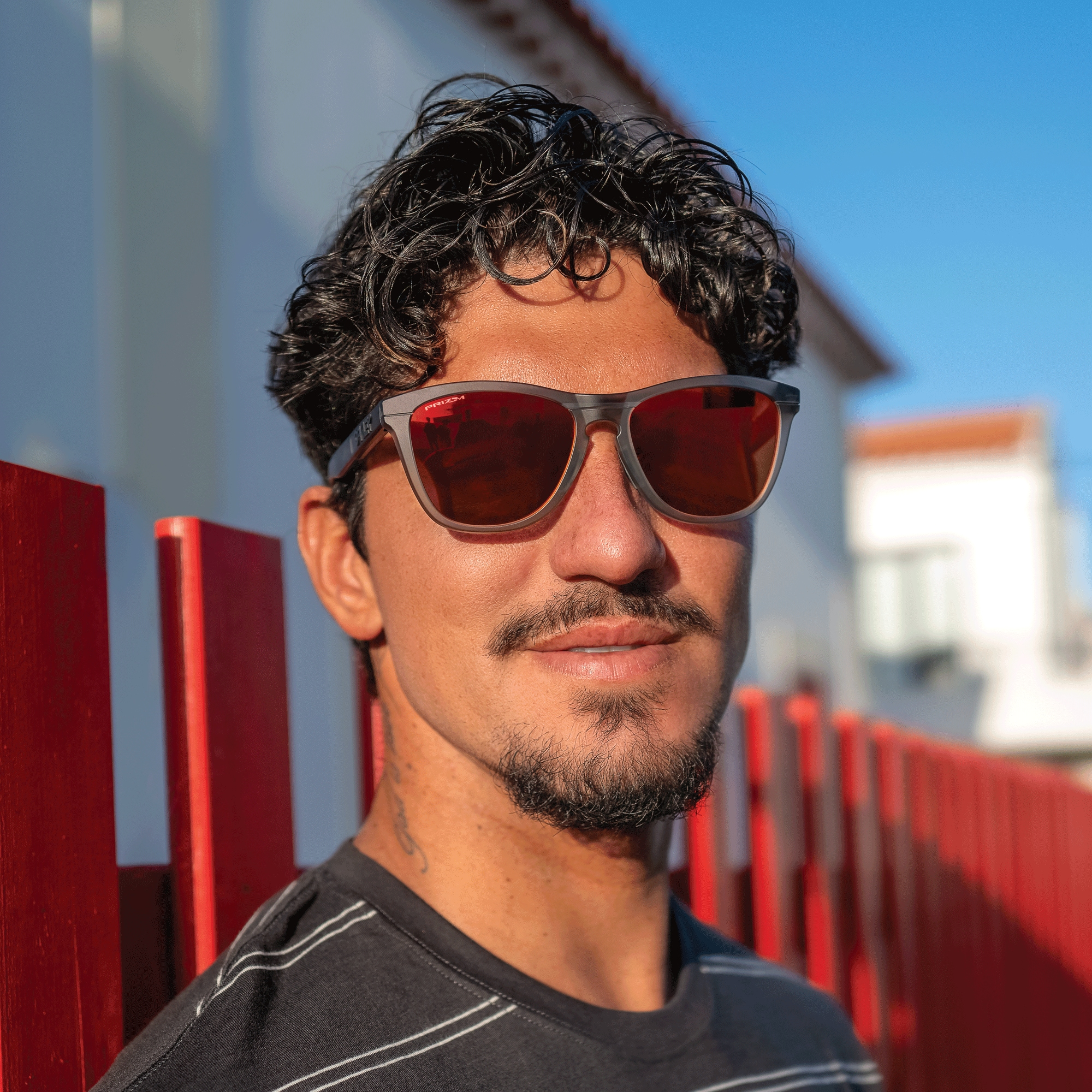 Oakley Okulary przeciwsłoneczne FROGSKINS RANGE Matte Grey Smoke/Grey Ink/Prizm Ruby OO9284-01