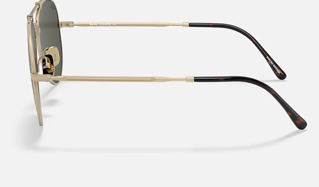 Ray-Ban Titanium Sunglasses RB8125-913658