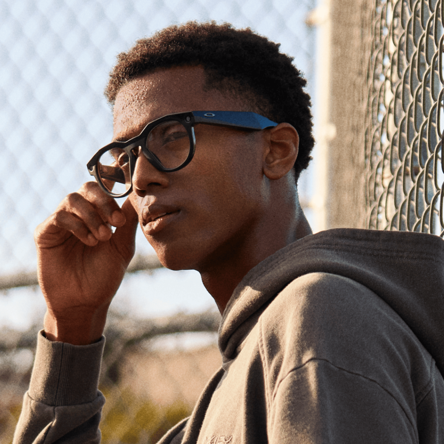 Oakley Meta HSTN - okulary Meta AI z kamerą OW8002-07