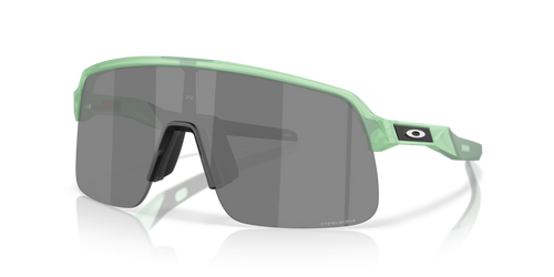 Oakley Okulary przeciwsłoneczne SUTRO LITE S Matt transparent jade / Prizm black OO9496-11